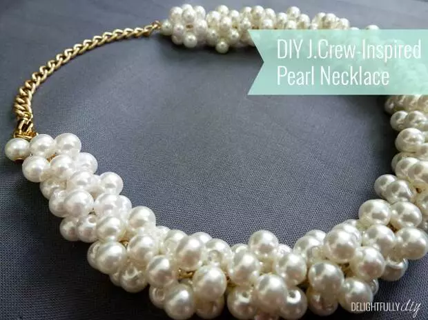 Napakarilag Pearl Necklace.