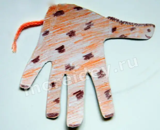 Živali iz Ladoshek: Crafts iz Ladoshek Giraffe