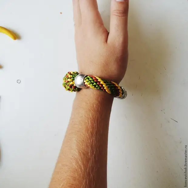 Belang Gelang Kumichimo