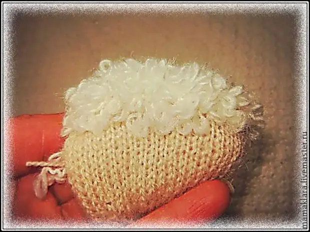 Knitting: Charming White Sheep