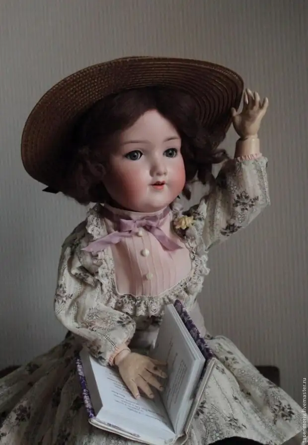 Straw Hat Beautiful Epoch for Dolls with your own hands