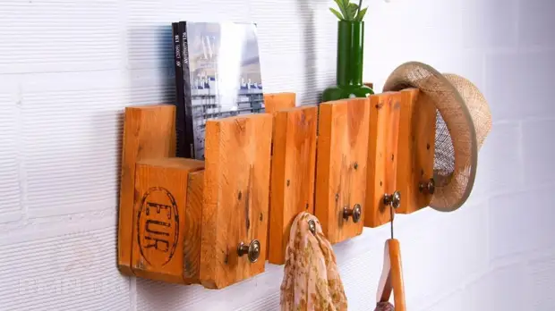 Simple DIY projects from pieces of old boards