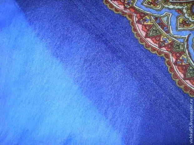 একটি ভিজা felting কৌশল মধ্যে Pavlovoposad এর scarves সঙ্গে কাজ করার জন্য মাস্টার ক্লাস