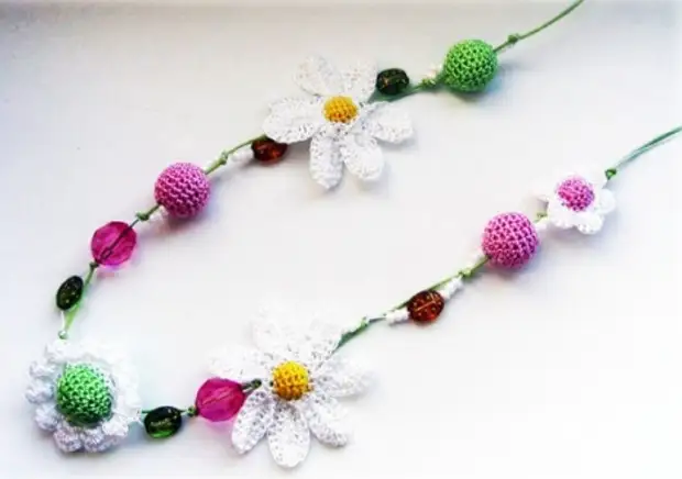 Knitted Neckla