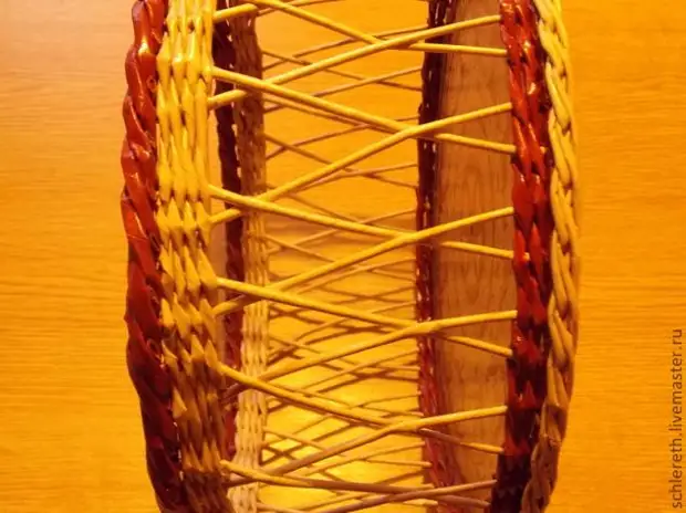 ផ្លែឈើ OpenWork, Wicker នៃវល្លិក្រដាសជាមួយសត្វលាលាប