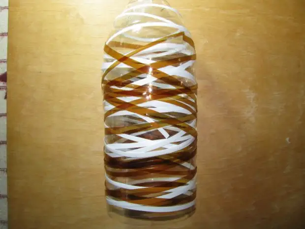 Hvordan lage lampe lamper av plastflaske