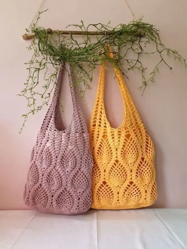 Fashionable hook bags: Knitting schemes