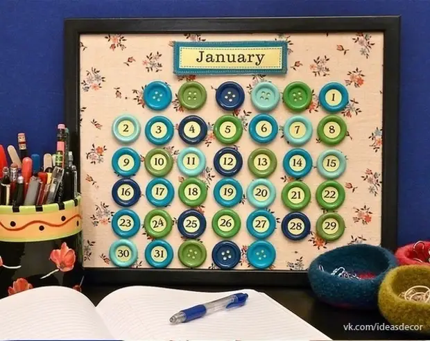 Kalender kain dan tombol melakukannya sendiri