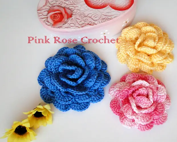 Crochet. Rosets