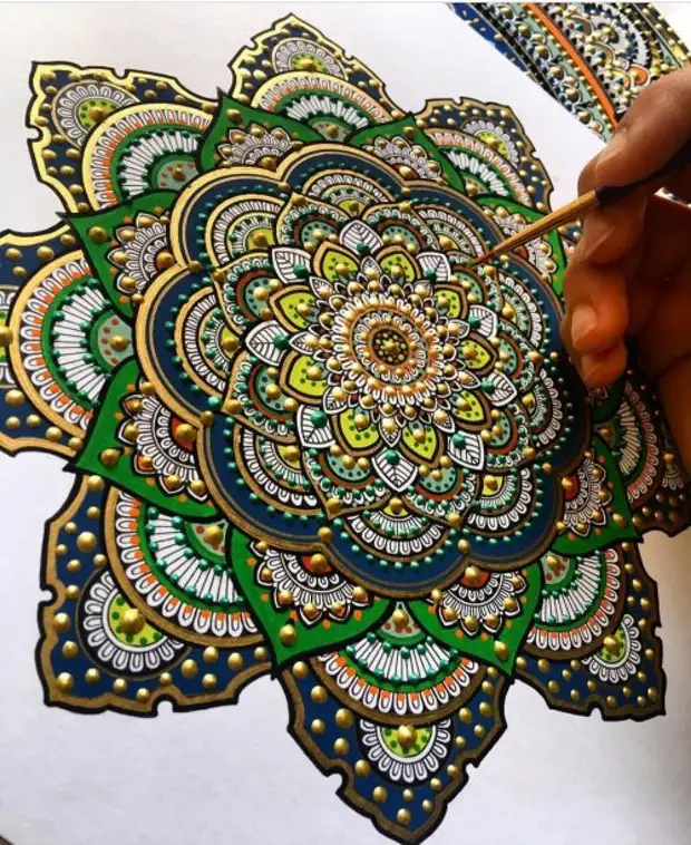 Mandalas fascinantes do artista Ashman Moslach