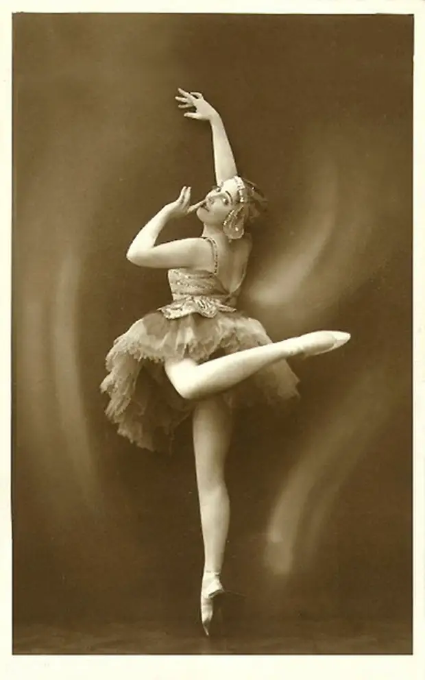 Vintage mifananidzo yekugadzirisa. Ballerina (21) (400x640, 118kb)