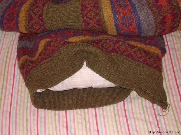 Otroško posteljico za mačko iz starega puloverja. Glavni razred (6) (700x522, 328KB)