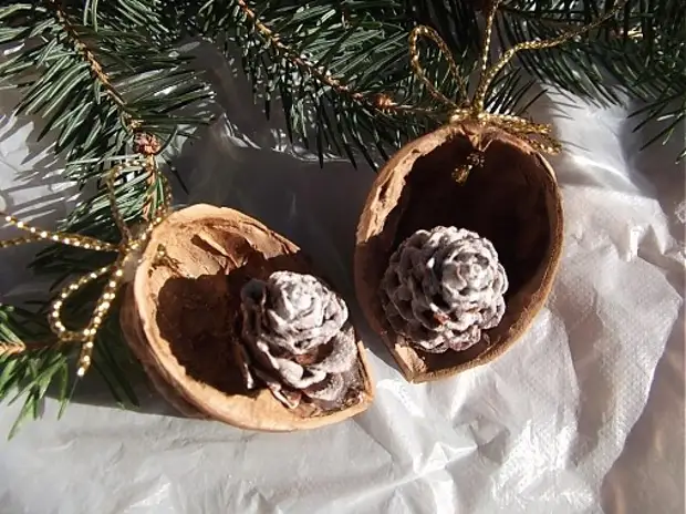 Christmas Cramary ndi walnuts (9) (507x380, 175kb)