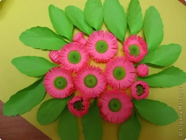 Quilling. Daisies suaves. Clase mestra (16) (520x390, 108kb)