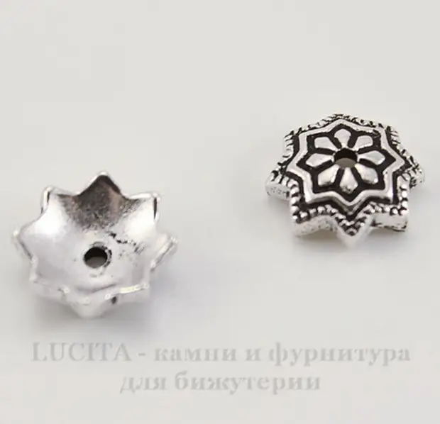 Production of elegant jewelry with a variety of decorative elements