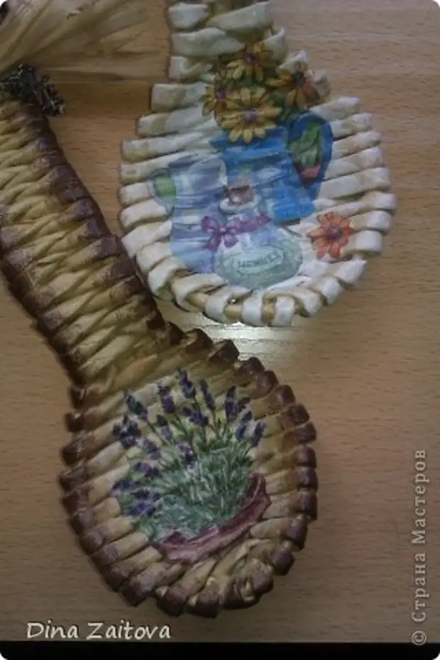Weaving from newspapers. Decorative spoons for kitchen decoration (21) (320x480, 90kb)