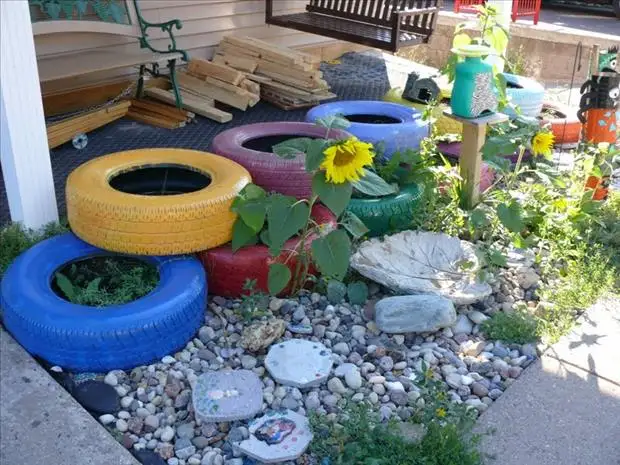 Old tires on the garbage? Well, I do not!