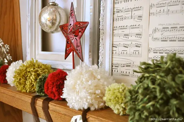 חוט POM POM Garland Mantel (700x464, 260kb)