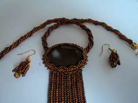 Tie from bead