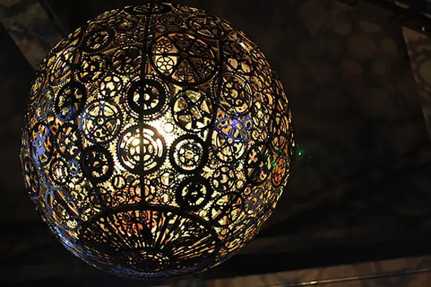 Ballroom Luminoso: Baesekele chandelier