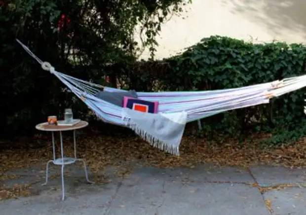 Hammock mécht et selwer vun der Schratzen