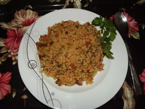 Bulgur Pilava o Plov del grano turco