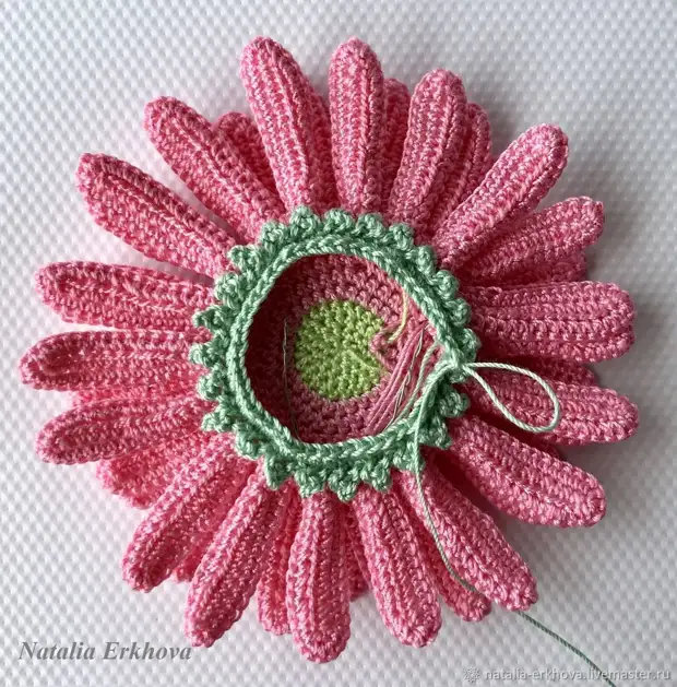 Knit Crochet Flower Gerbera