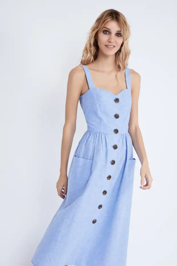 Sådan Sy Summer Sundress på knapper foran