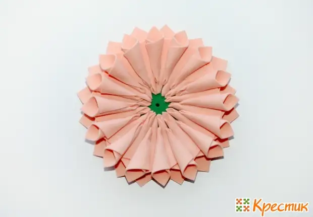 Hoe kinne jo in râne meitsje mei blommen fan FOAMIRAN mei jo eigen hannen (Georgine, Rose, Peony, Lily, Chrysanthemum)