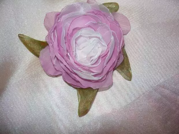 Blommor från Organza