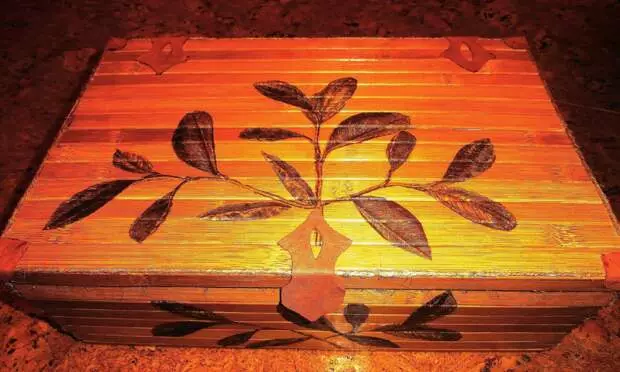 Hộp (Casket) từ chất thải