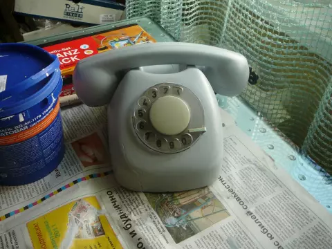 Noua viață a unui vechi telefon iubit)))