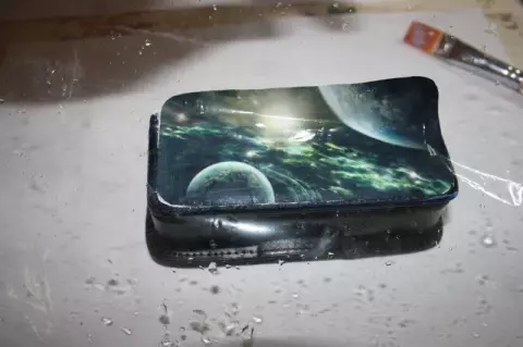 Případ pro telefon v decoupage techniku