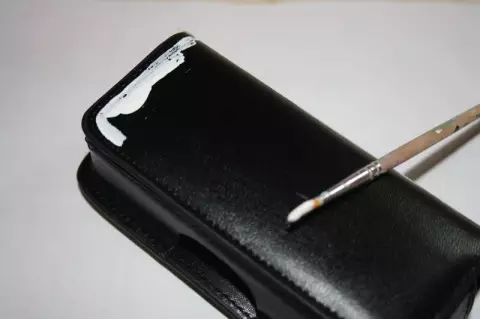 Case for the phone in the decoupage technique