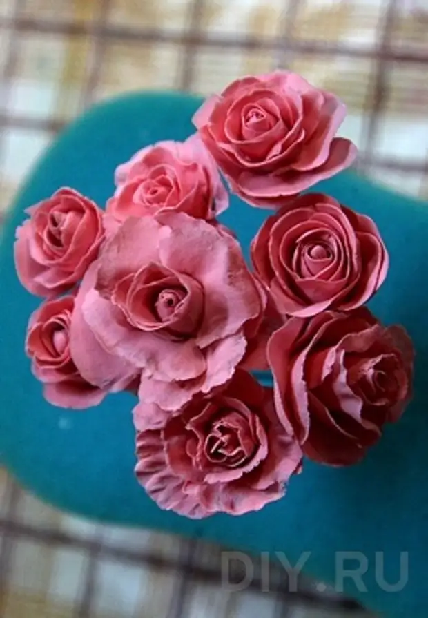 Roses + kâld porselein