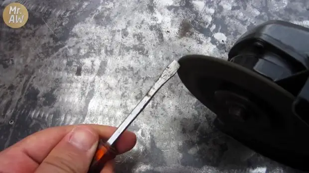 Make 2 new tools from old screwdriver