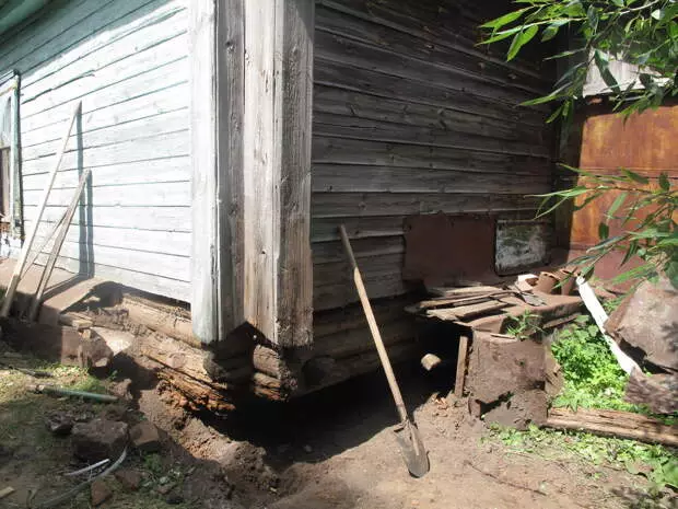 Réparation de la maison avec leurs rochers. Exigences ...