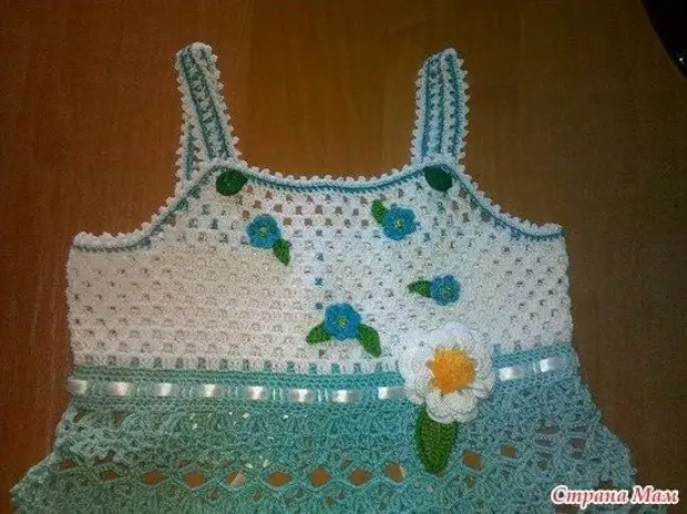 Awọn aṣọ ti a ṣopọ fun awọn ọmọbirin Crochet!