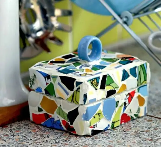 9 Ιδέες Πώς να κάνετε τα στοιχεία Διακόσμηση από πλακάκια ή πιάτα
