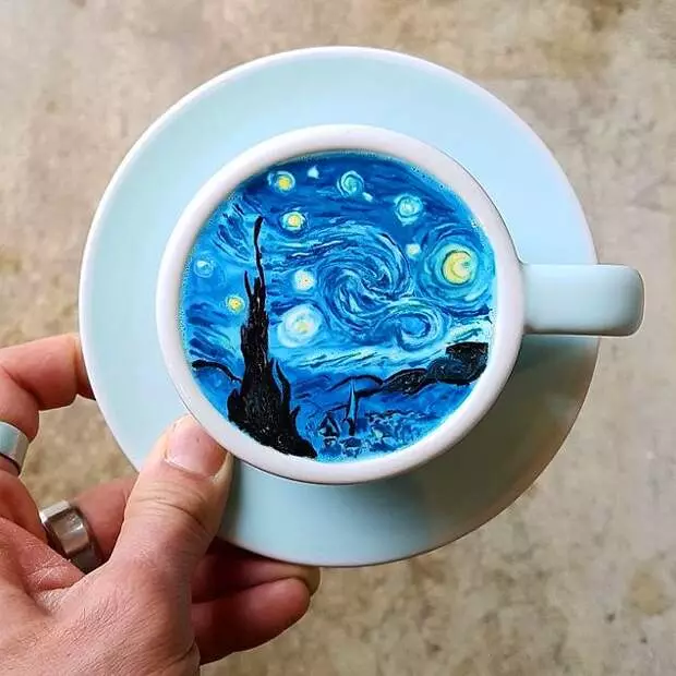 Kape Art Barista gikan sa Korea: Fragile ug matahum nga art art