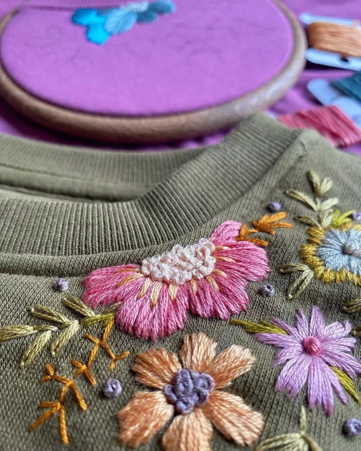 I-Embroidery engaphindwanga: Isonto elilinganayo le-Instagram