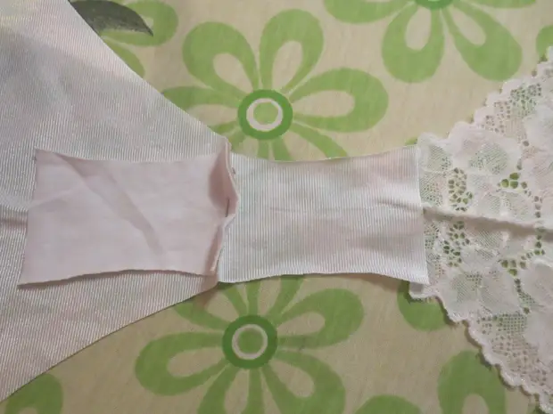 Við sauma panties.