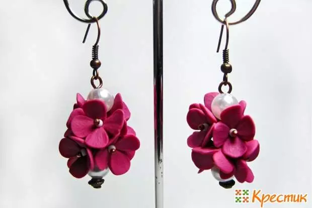 Anting Tanah Liat Polimer Floral: 3 Pairs, 3 gambar yang berbeda!