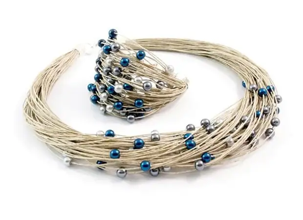 Twine आणि हँडस्टोन beads पासून अविश्वसनीय सौंदर्य असू शकते