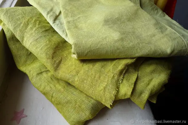 Collect fabric with natural dyes. Krasik Kurkumova