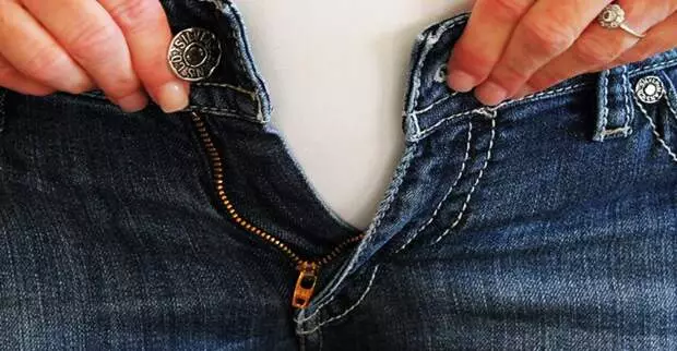 Einfache Möglichkeit, die Größe der Jeans im Gürtel zu erhöhen!