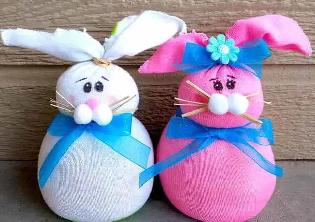 Easter crafts ua nws tus kheej