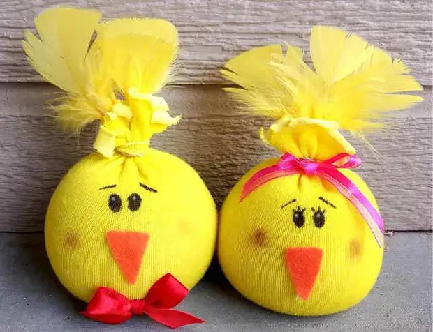 Easter crafts ua nws tus kheej