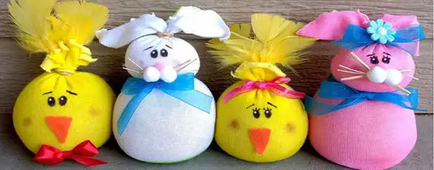 Easter crafts ua nws tus kheej