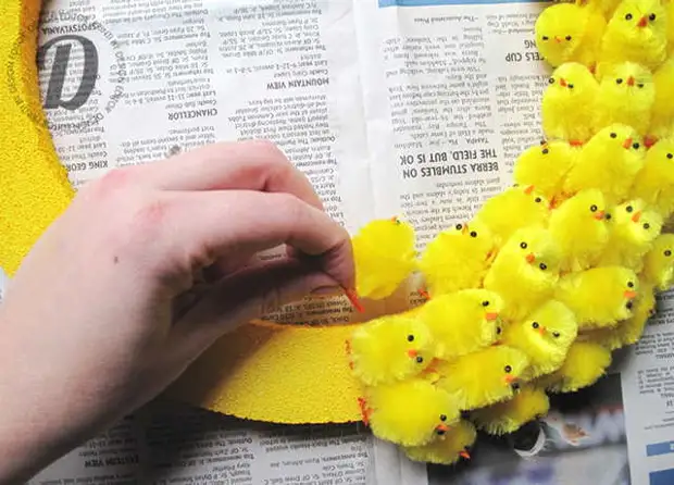 Easter crafts ua nws tus kheej